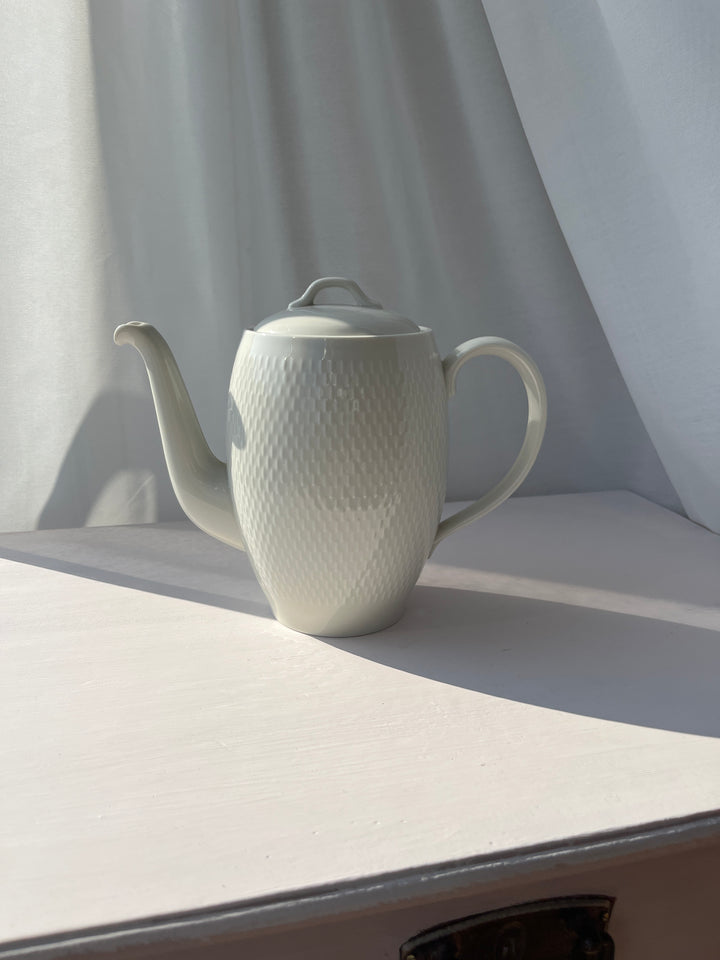 Royal Copenhagen - ‘Hvedekorn’ kaffekande/flødekande