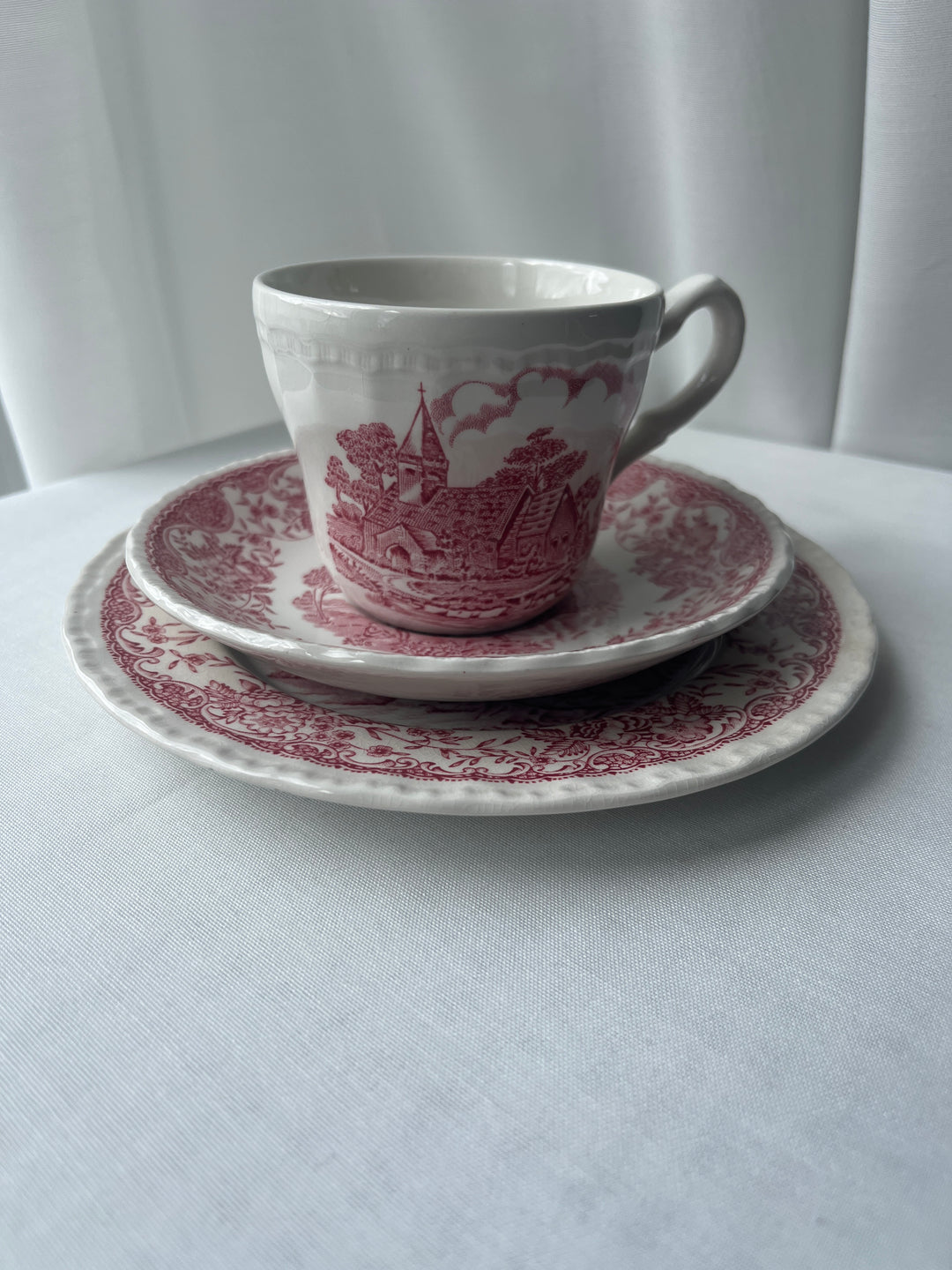 Staffordshire Old English  ‘Royal Tudor Ware’ England