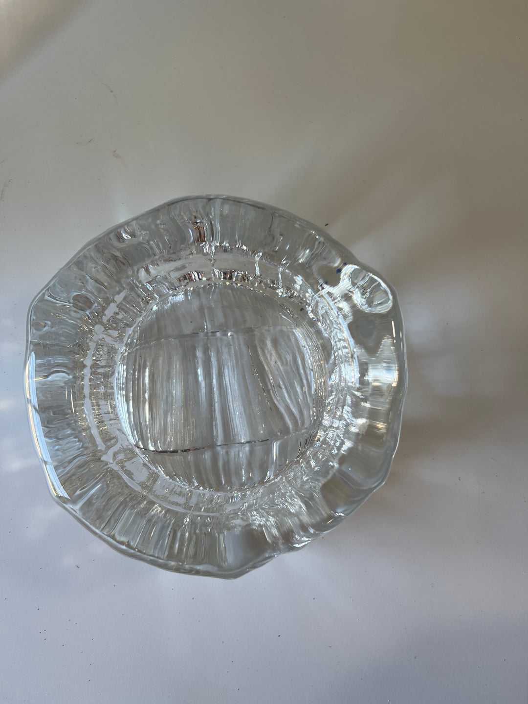 SOSMassiv Glasschale mit Struktur in der Oberfläche