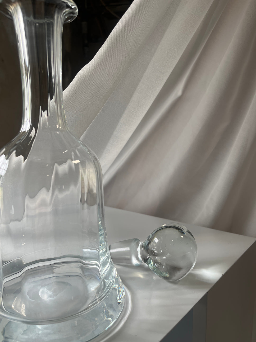 Karaffel med rille effekt og smuk glas prop