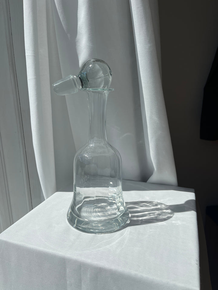 Karaffel med rille effekt og smuk glas prop