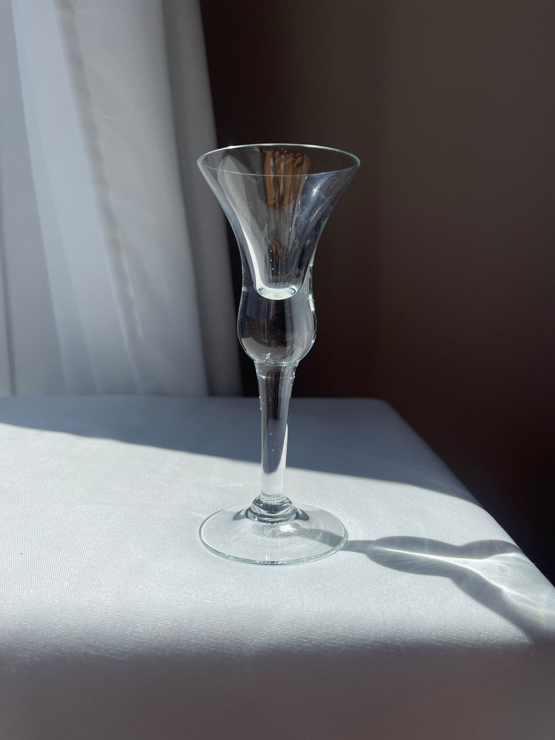 Holmegaard “Hollandske" klokkeformet snapsglas, klar glas.