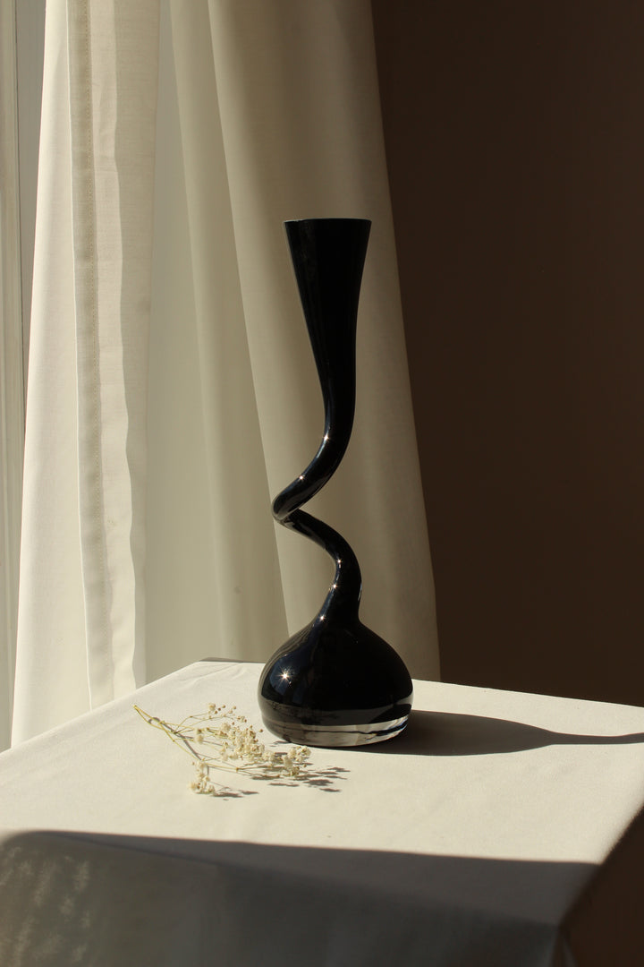 Normann – Swing-Vase, schwarze Bilder wurden aufgenommen/ 13. September🤩