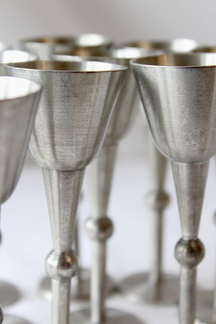 VE LU – Schnapsglas, Zinn