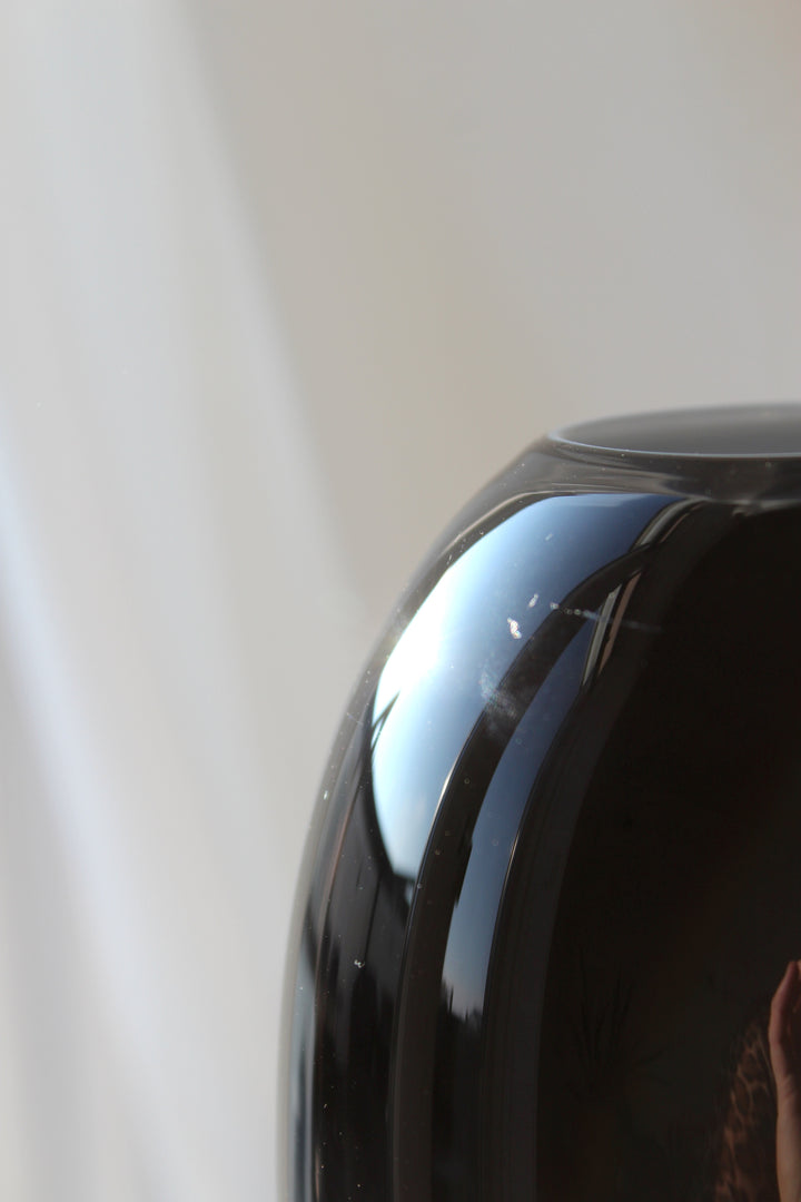 Piet Hein - SUPER Vase, schwarz, 16 cm.
