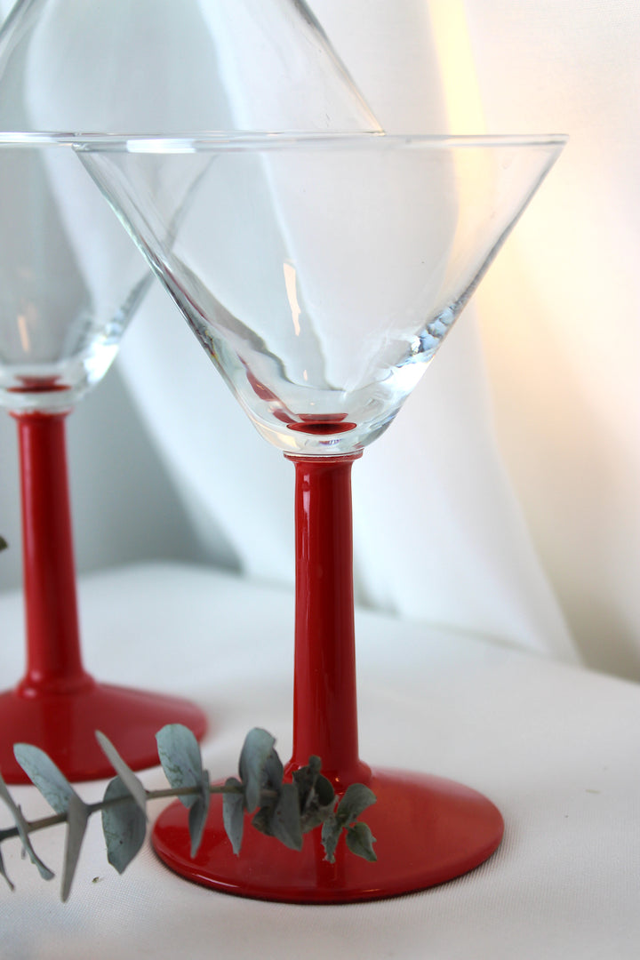 Leonardo - Cocktailglas mit rotem Stiel