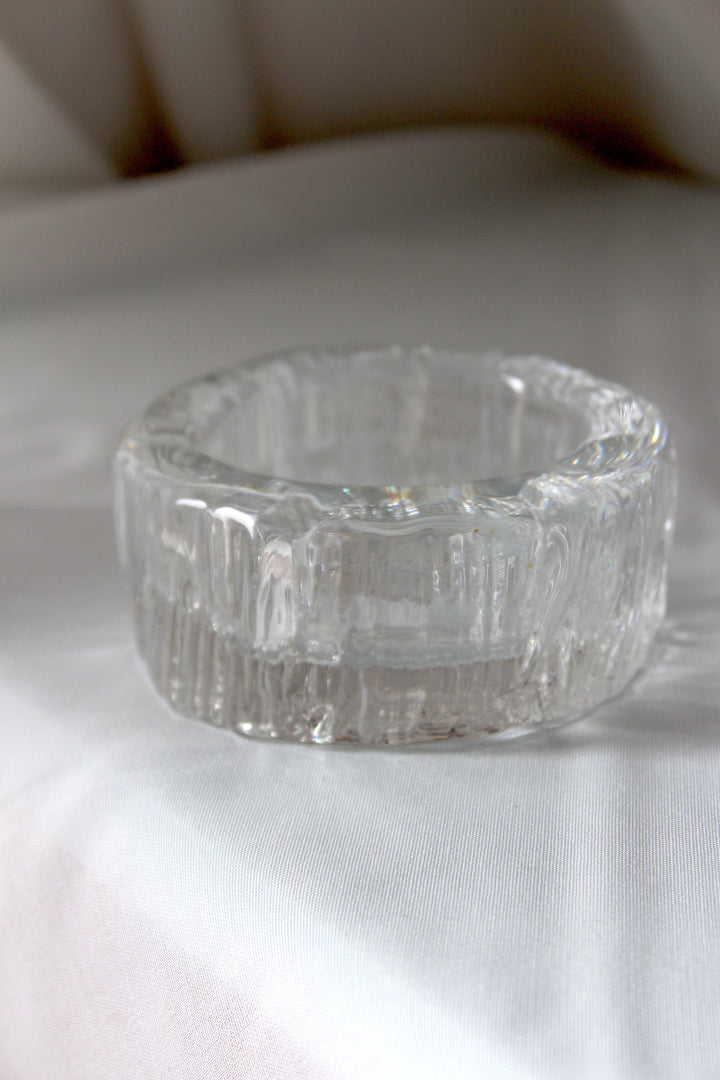 SOSMassiv Glasschale mit Struktur in der Oberfläche