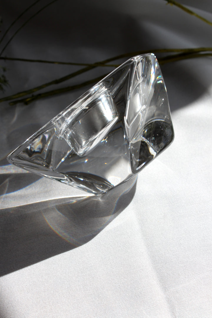 Orrefors - Teelichthalter „Tornado Votive“.